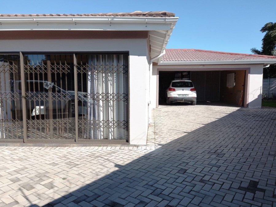 2 Bedroom Property for Sale in Humansdorp Eastern Cape